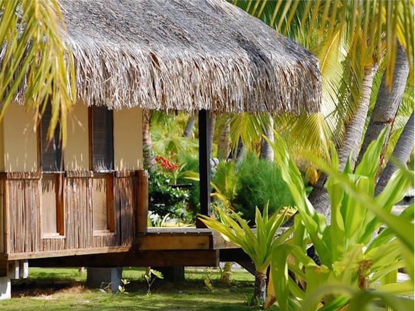 Eden Beach Hotel Bora Bora Exteriör bild