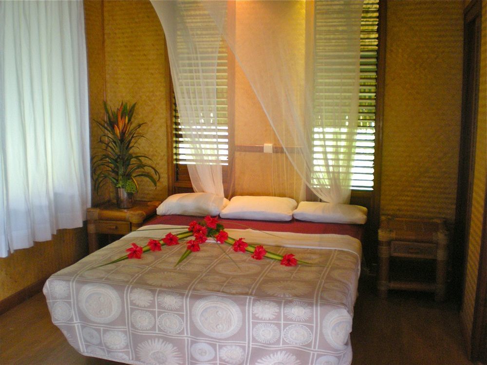Eden Beach Hotel Bora Bora Exteriör bild
