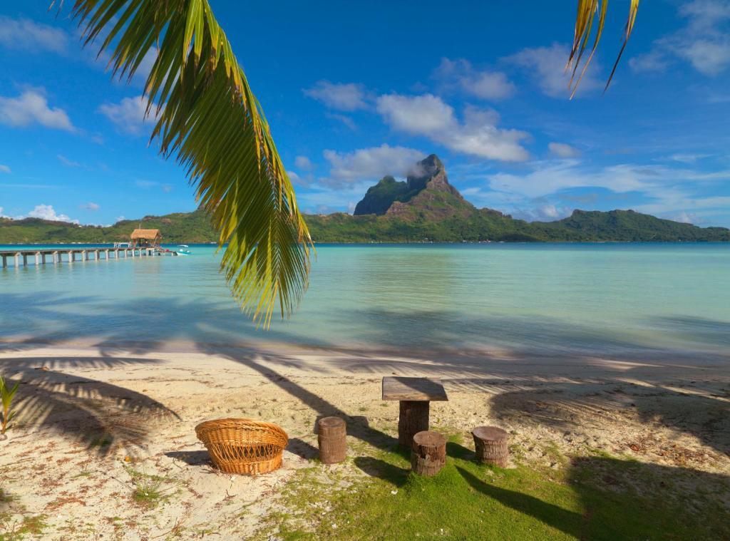 Eden Beach Hotel Bora Bora Exteriör bild